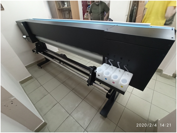 Принтер экосольвентный шириной печати 1.8 метра