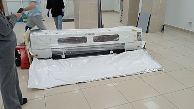 Рулонный УФ принтер UNIVERSAL K-1602UV, EPOSN I3200-U1*2