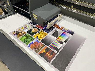 Планшетный УФ-принтер Universal E-2513 UV Ricoh GEN5/6 KM1024i/a