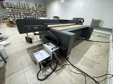 Планшетный УФ-принтер Universal E-2513 UV Ricoh GEN5/6 KM1024i/a