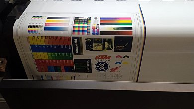 Широкоформатный принтер Universal M3208 512i 30 pl*4/8 ПГ