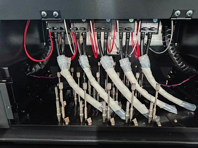 Рулонный уф принтер UNIVERSAL E-3212UV 1024A/1024i